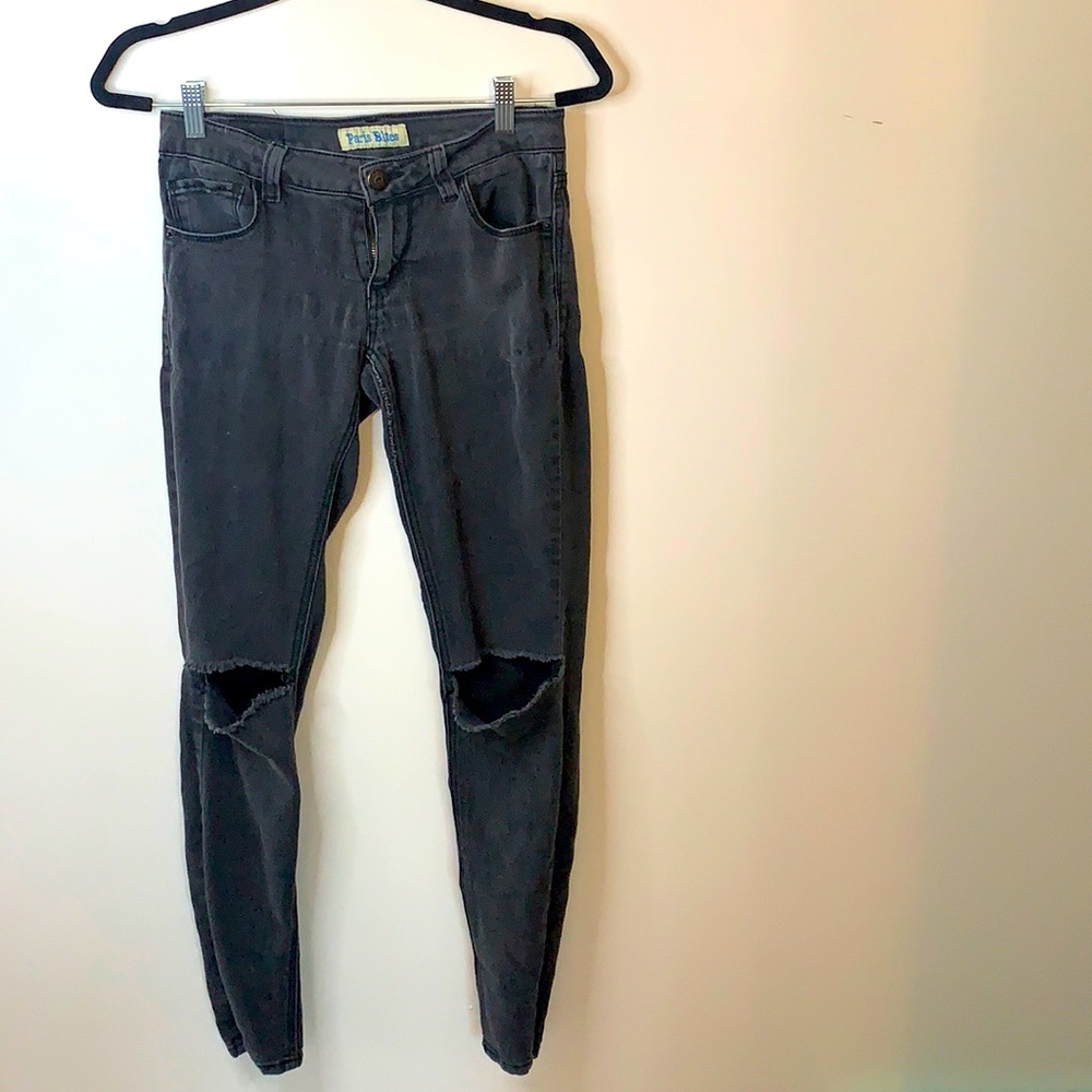 Paris Blue | Black Ripped Jeans | Size 5
